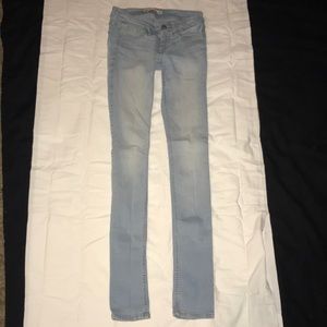Women’s Hollister light jeans size 00